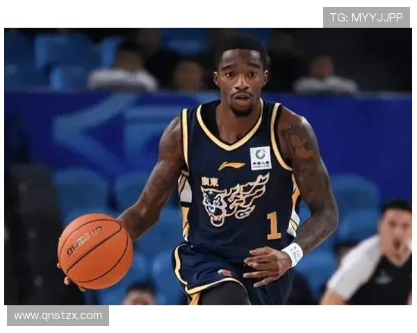 年轻球星横空出世强势连胜老将鏖战五盘错失冠军引爆网坛热议 年轻球星横空出世强势连胜老将鏖战五盘错失冠军引爆网坛热议