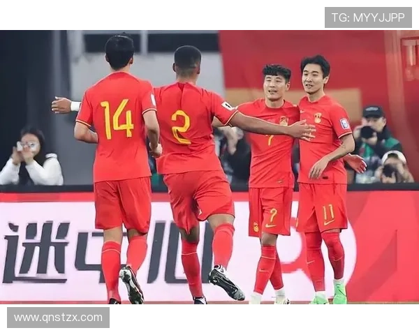 国足世预赛迎关键战新帅亮相年轻球员成焦点球迷期待主场取胜信心