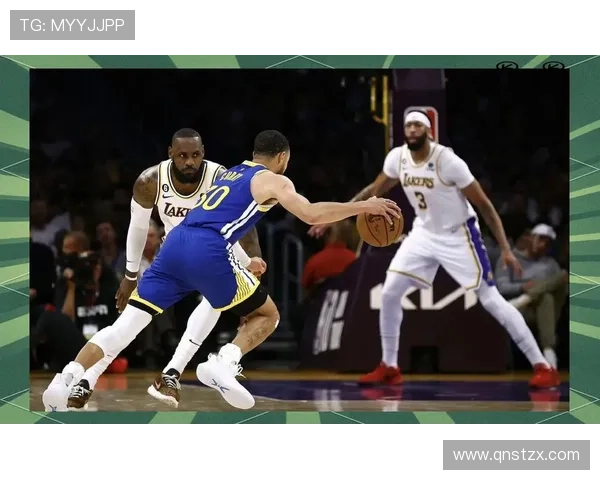 詹姆斯复出首战砍下30分 湖人主场力克勇士迎来三连胜